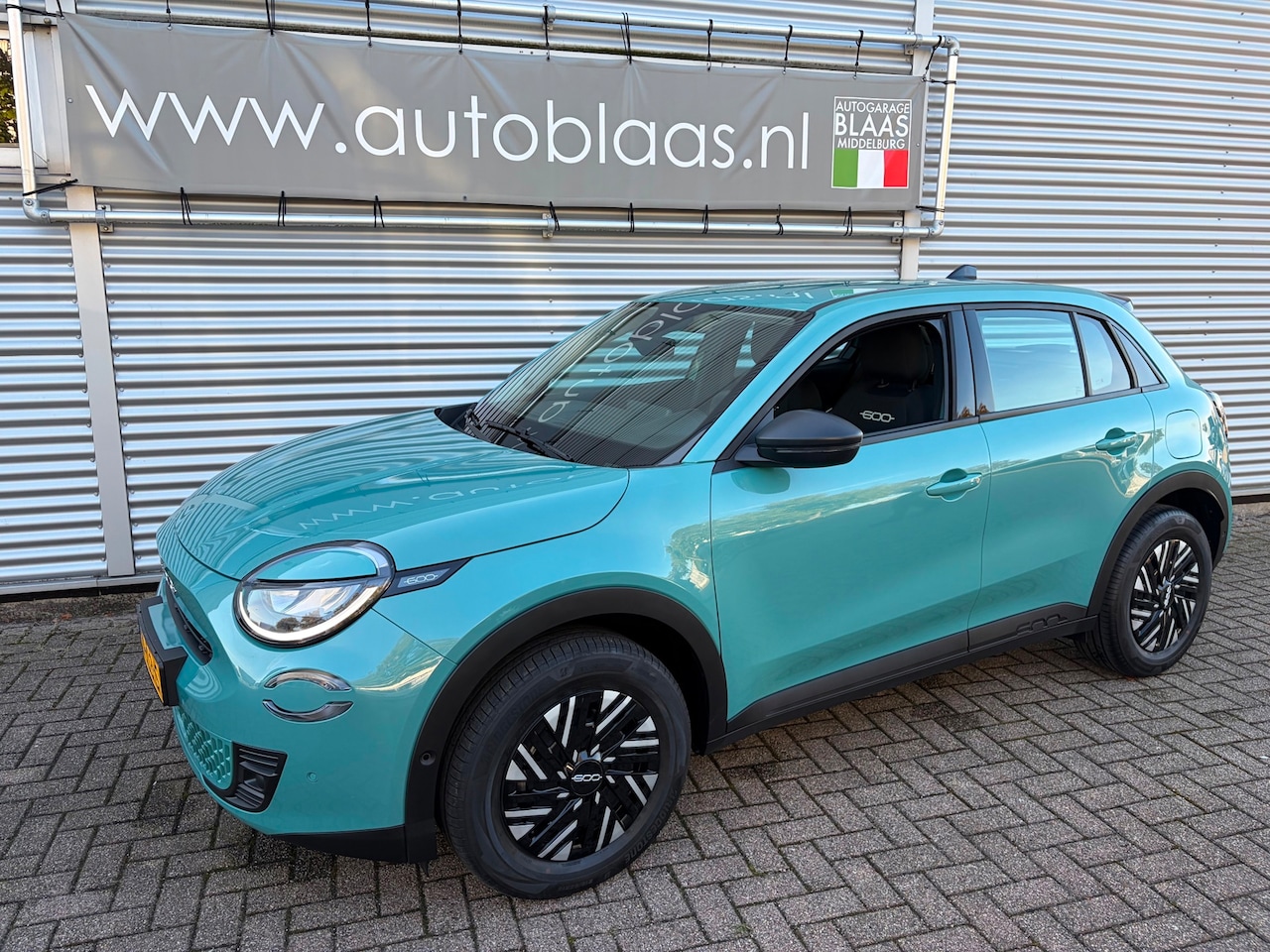 Fiat 600 - 1.2 Hybrid ICON 1.2 Hybrid Icon - AutoWereld.nl