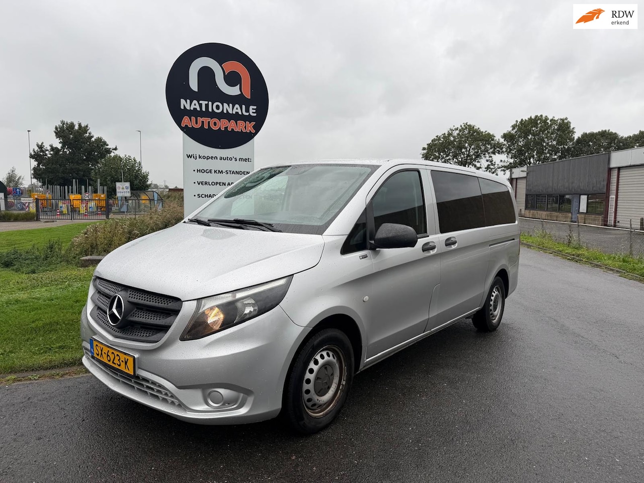Mercedes-Benz Vito Tourer - | 2016 | 114 Pro Lang | Automaat | 8 persoons | Trekhaak | Camera | APK 2027 - AutoWereld.nl