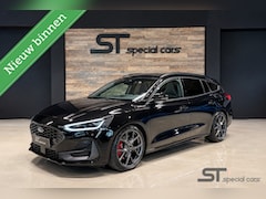 Ford Focus - 2.3 EcoBoost ST-X|Pano|AUT|Trekhaak