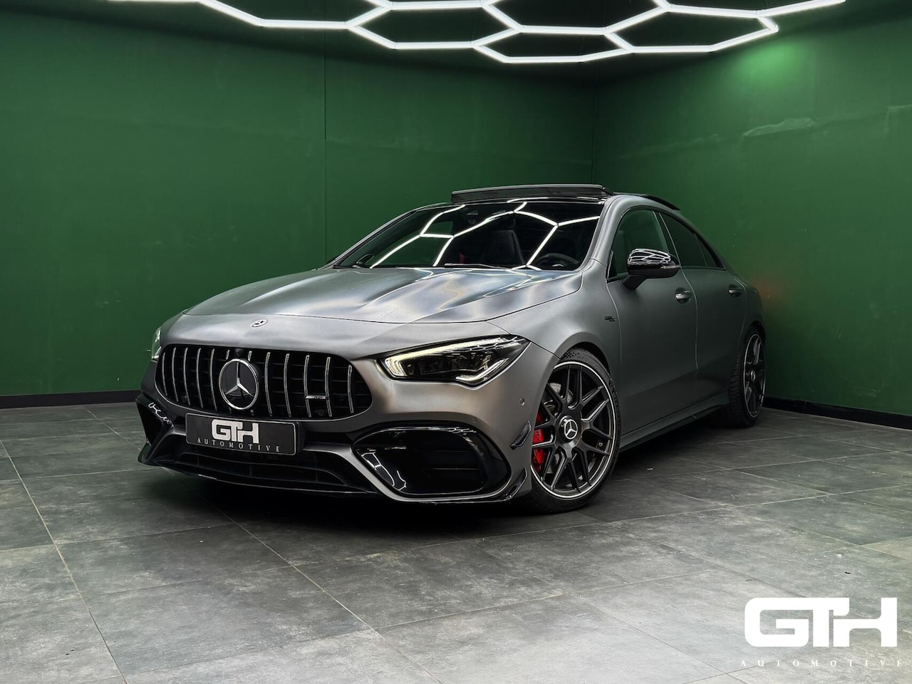 Mercedes-Benz CLA-Klasse - AMG 45 S 4MATIC+ Kuipstoel | Pano | 360 - AutoWereld.nl