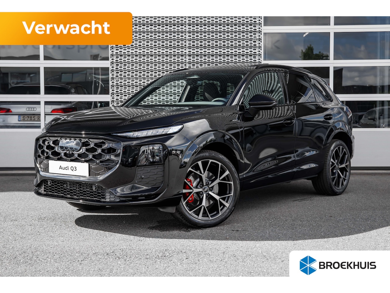 Audi Q3 - S edition | Adaptive cruise control | Audi sound system | Cruise control - AutoWereld.nl