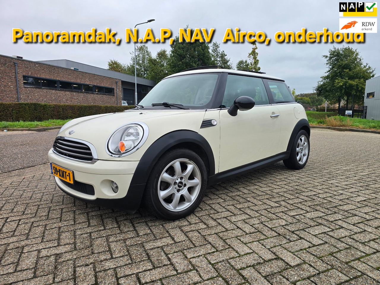 MINI 3-Deurs - 1.4 One Anniversary Business Airco, Panoramdak,NAVI, - AutoWereld.nl