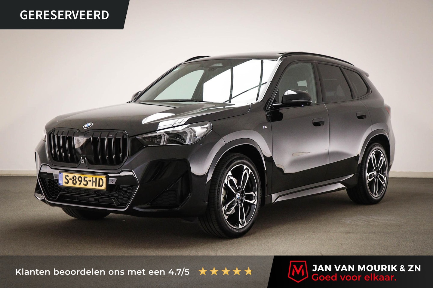 BMW X1 - sDrive18i M-Sport | PANORAMADAK | HEAD UP | MASSAGE | TREKHAAK | 19" - AutoWereld.nl