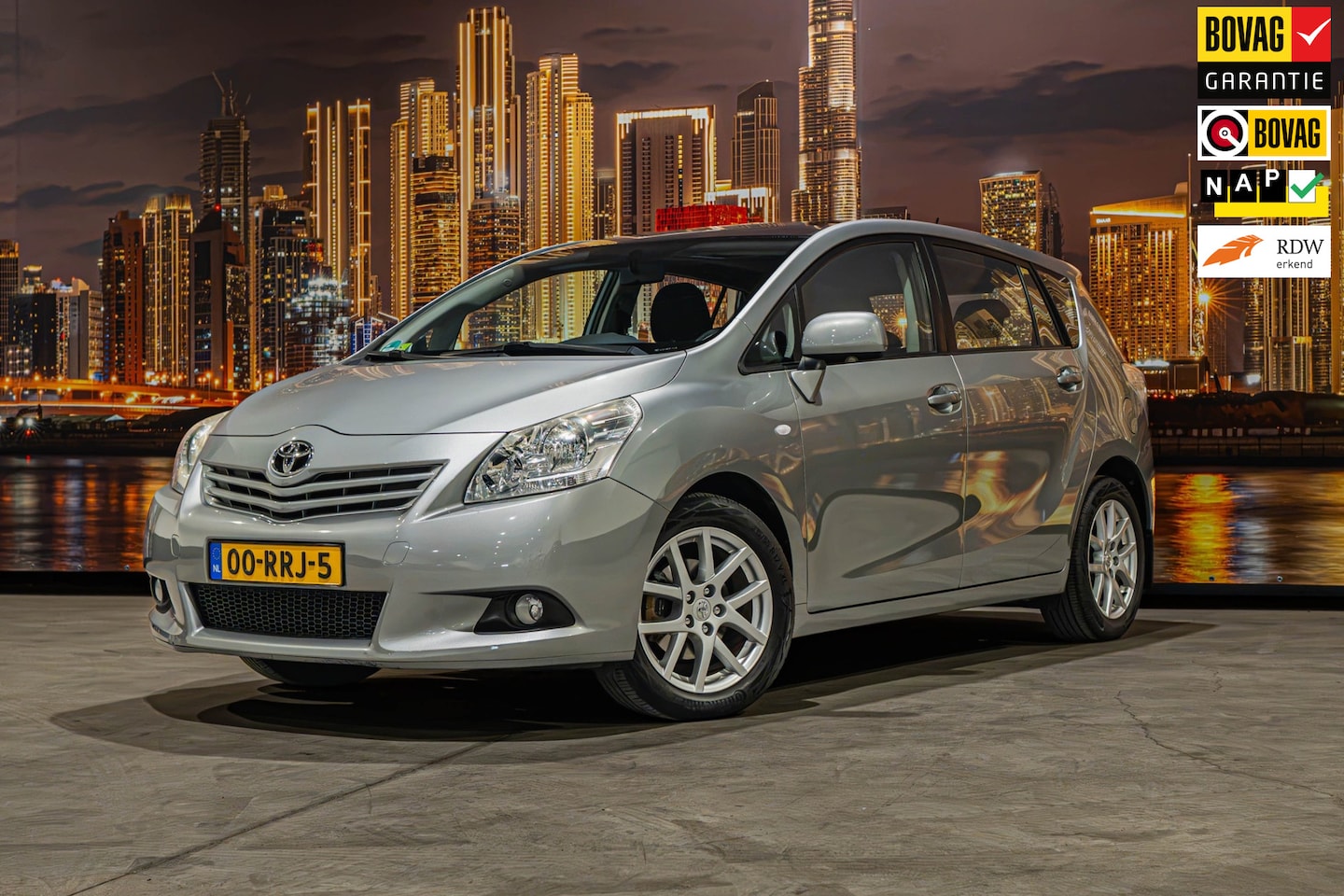 Toyota Verso - 1.8 VVT-i Business 1.8 VVT-i Business - AutoWereld.nl