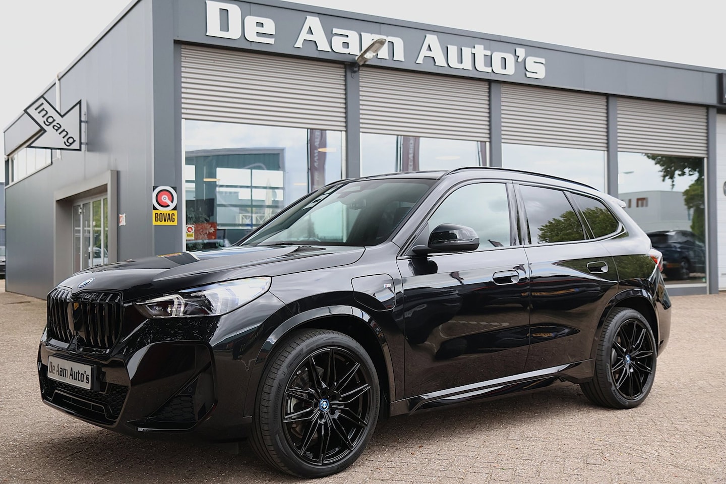 BMW X1 - XDrive25e M-sport 20 Inch Black Word Verwacht - AutoWereld.nl