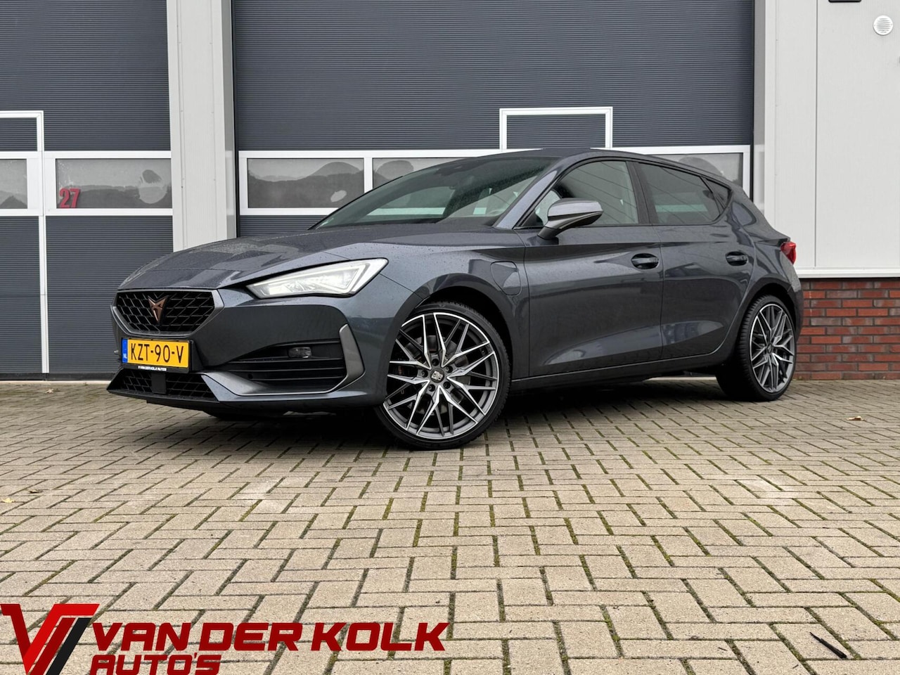 CUPRA Leon - 1.4 e-Hybrid VZ Business SOH 93% | Half Leder | Digital cockpit | Navigatie | Adaptive cru - AutoWereld.nl