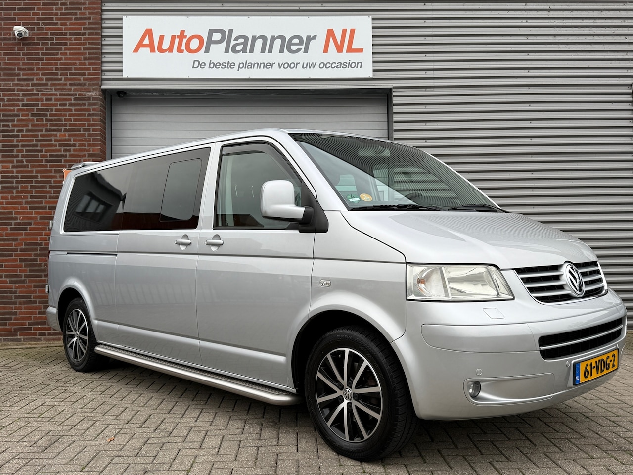 Volkswagen Transporter - 2.5 TDI DC! Airco! Leder! Stoelver.! - AutoWereld.nl