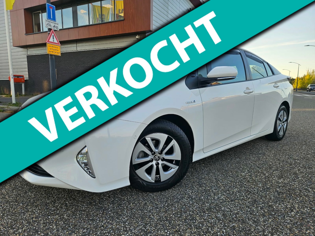 Toyota Prius - Wij hebben nog goede Hybride Toyota`s>> drOranjeSnor - AutoWereld.nl