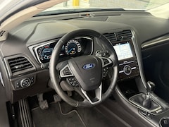 Ford Mondeo Wagon - 1.5 ST Line / keyles / virtual cockpit