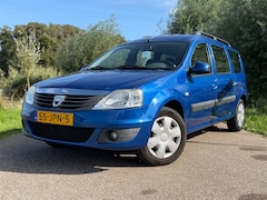 Dacia Logan MCV - 1.6-16V Lauréate / Airco / Radio-CD Speler / Trekhaak / NAP /