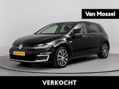 Volkswagen e-Golf - 88% SOH | Warmtepomp | Origineel Nederlands | Adaptive Cruise Control | Achteruitrijcamera