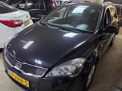 Kia Cee'd Sporty Wagon - 1.4 CVVT Navigator Plus Pack