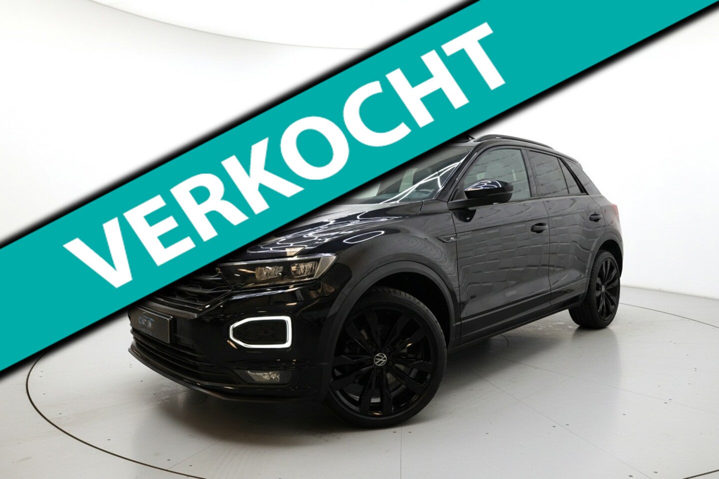 Volkswagen T-Roc - 1.5 TSI 3x R LINE PANO VIRTUAL KEYLESS CAM - AutoWereld.nl