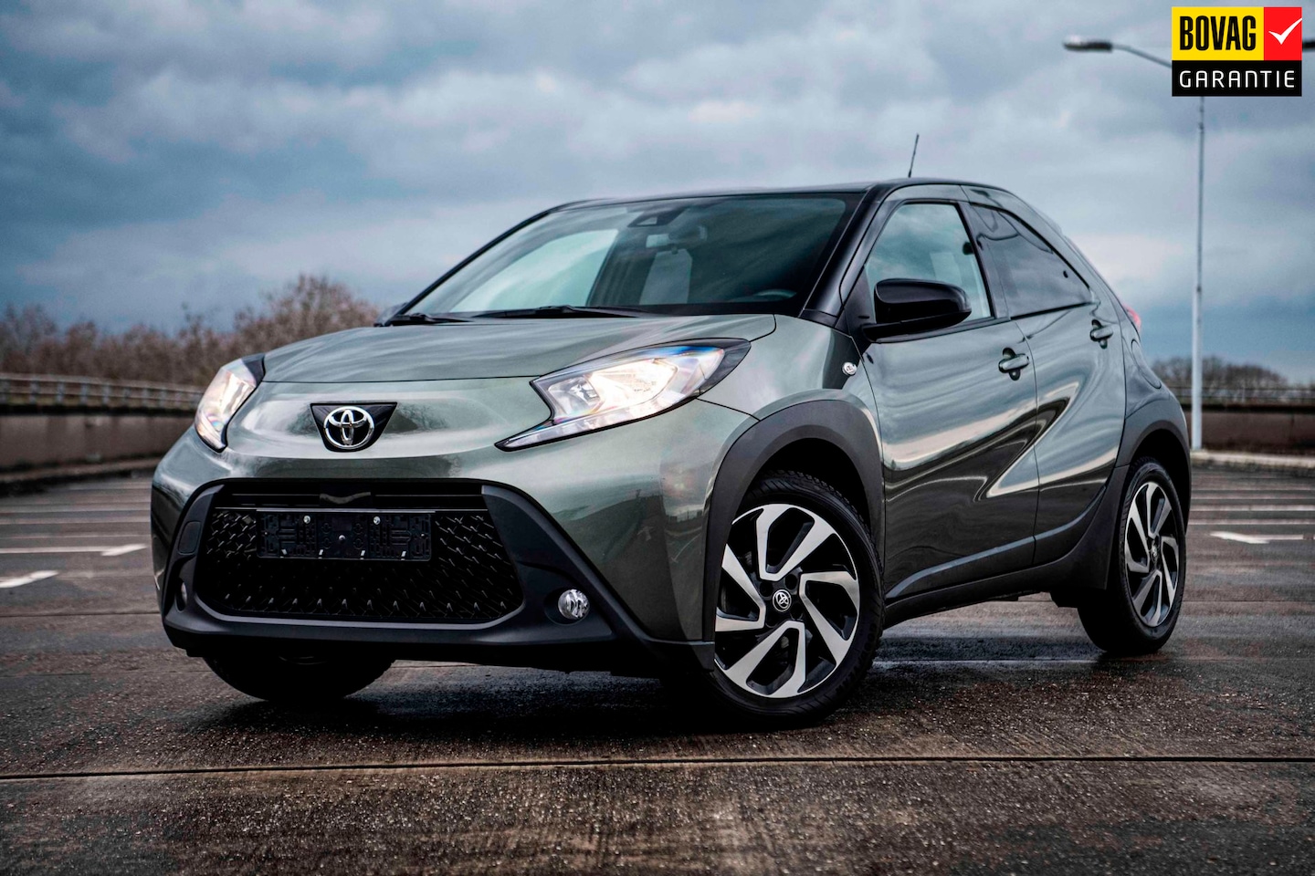 Toyota Aygo X - 1.0 VVT-i S-CVT | Automaat | Airco | Achteruitrijcamera | Adaptive Cruise | Stoelverwarmin - AutoWereld.nl