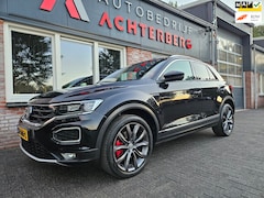 Volkswagen T-Roc - 1.5 TSI Sport Trekhaak Panorama/Schuifak Carplay Mooie/Nette Auto NAP LED Leer