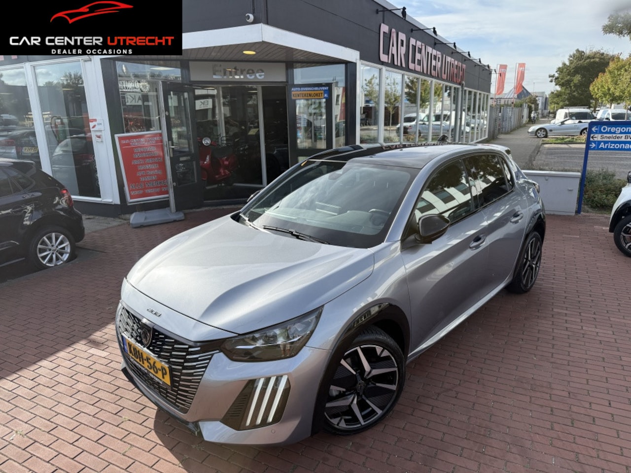 Peugeot 208 - 1.2 Hybr e-DCS6 GT pano automaat Apple Carplay - AutoWereld.nl