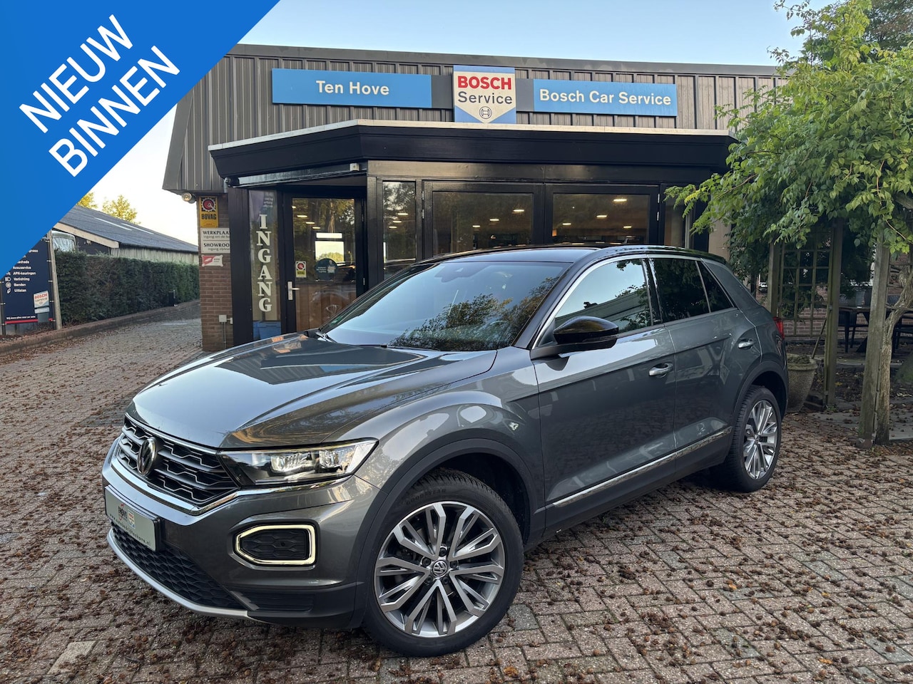 Volkswagen T-Roc - 1.5 TSI DSG United|App-Connect|Camera|Stoelver. - AutoWereld.nl