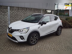 Renault Captur - 1.3 TCe 140 PK Intens Leder Stoel/Stuurverw Navi 360 Camera Clima Adaptieve Cruise LED Kop