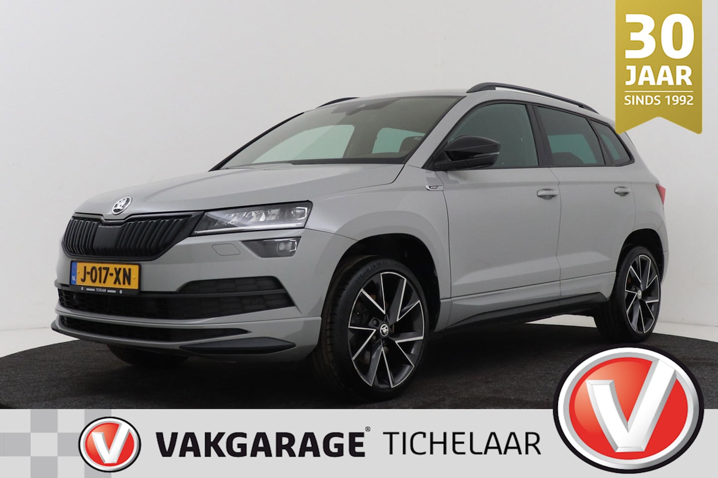 Skoda Karoq - 1.5 TSI Sportline Business | Uitklap Trekhaak | Org NL | CarPlay | Digital Cockpit | Camer - AutoWereld.nl