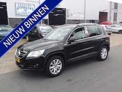 Volkswagen Tiguan - 1.4 TSI Sport&Style