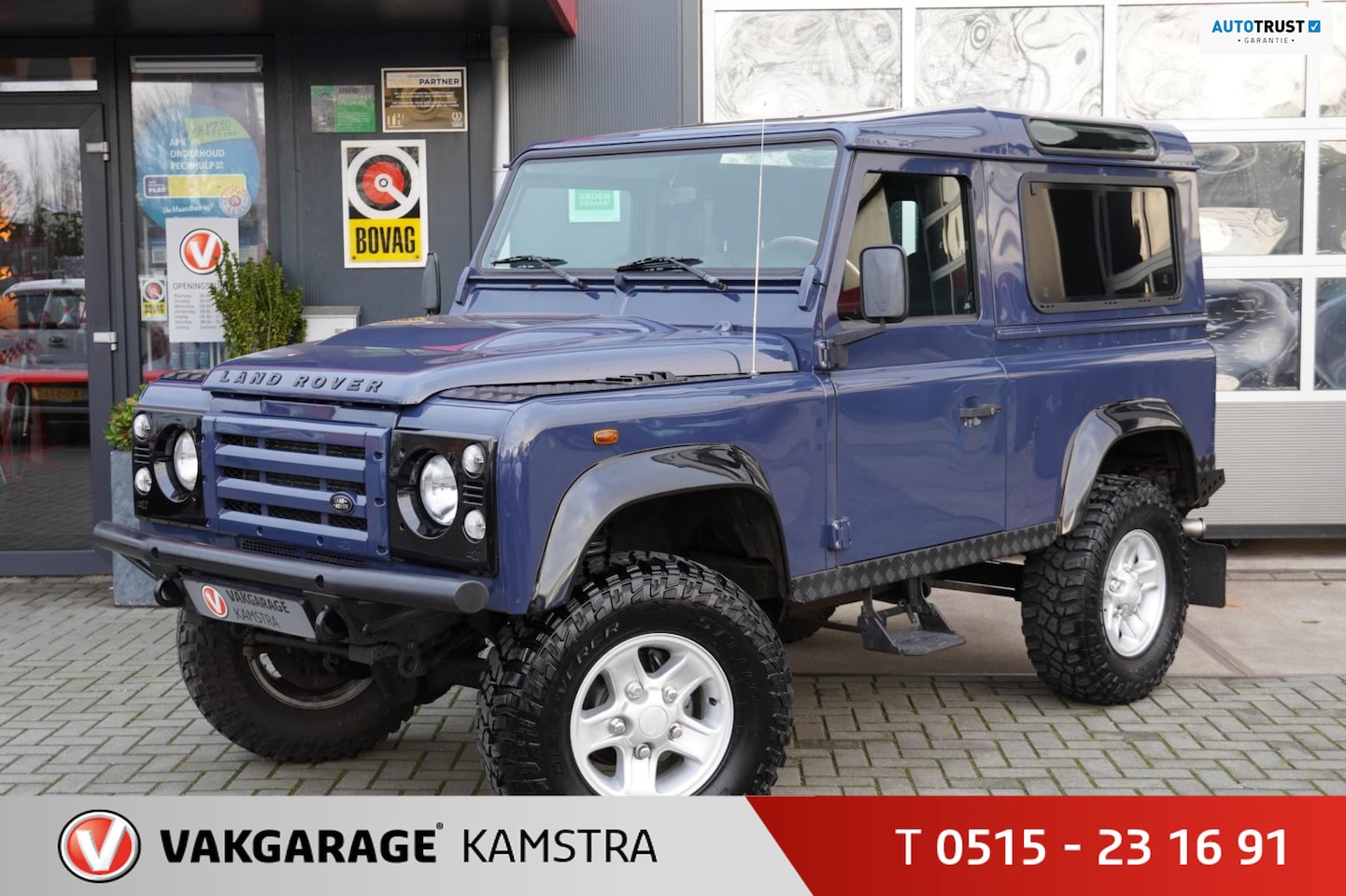 Land Rover Defender - 2.4 TD SW 90" E 2.4 TD SW 90" E - AutoWereld.nl