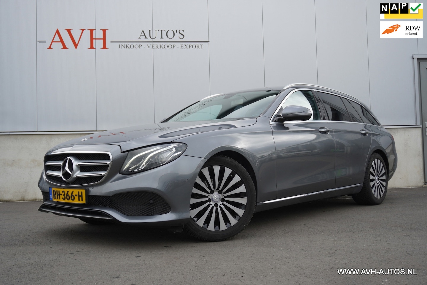 Mercedes-Benz E-klasse Estate - 220 d Business Solution 220 d Business Solution - AutoWereld.nl