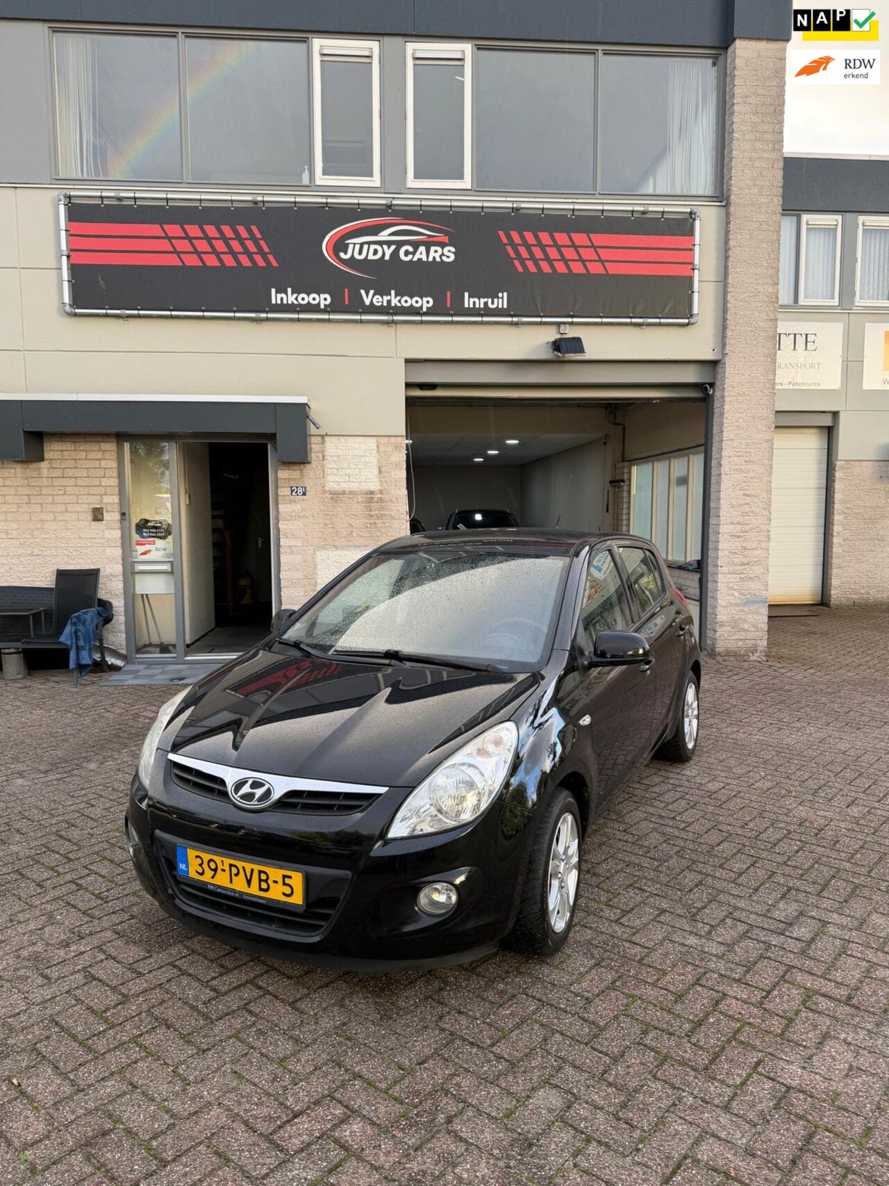 Hyundai i20 - 1.2i DynamicVersion 1.2i DynamicVersion - AutoWereld.nl