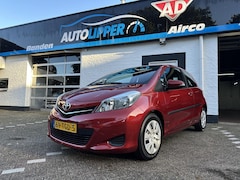 Toyota Yaris - 1.3 VVT-i Aspiration /Automaat/Nieuwe apk/Camera/Trekhaak/All season banden