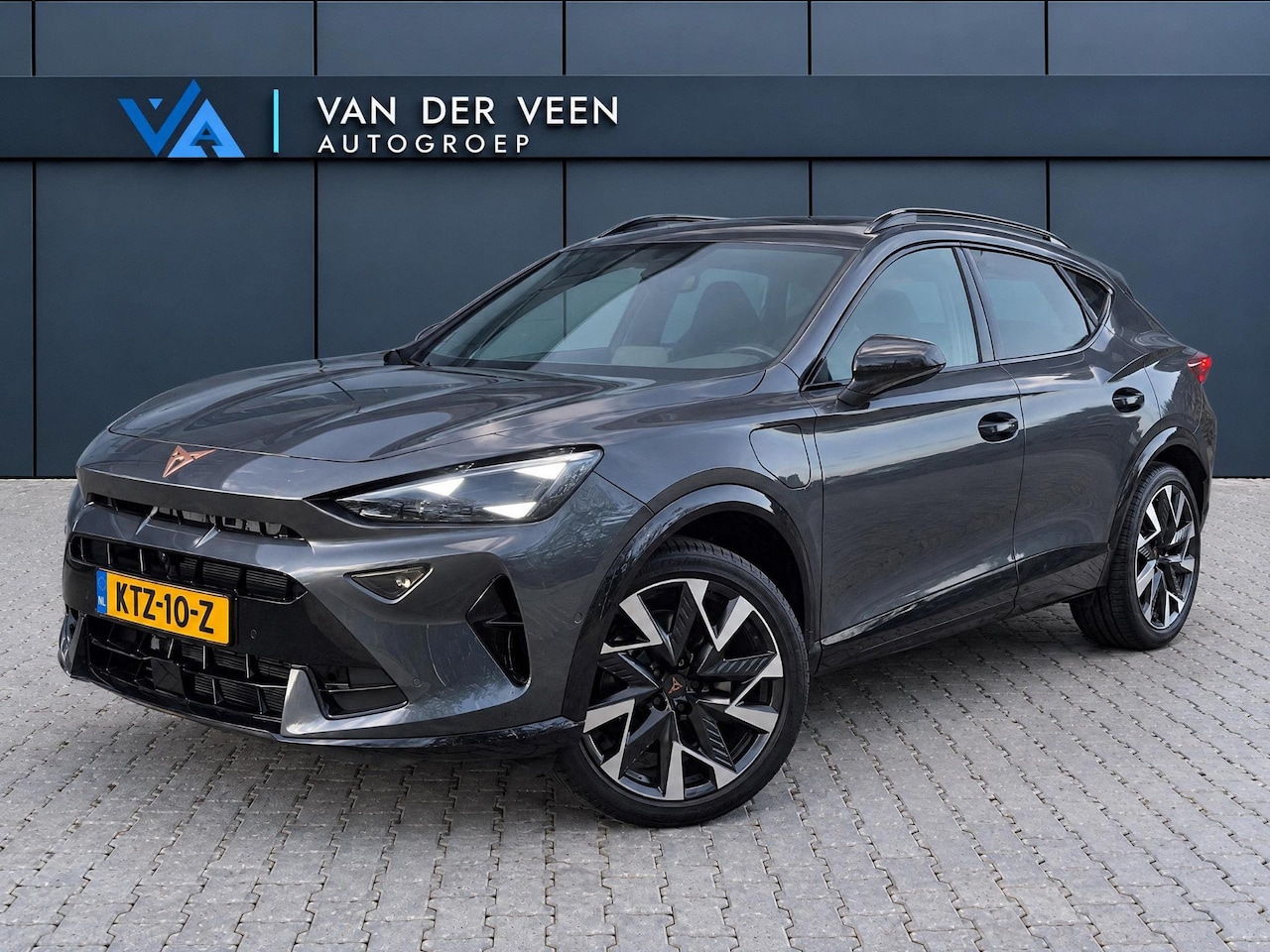 CUPRA Formentor - 1.5 TSI e-Hybrid VZ Performance 272pk | SoH 100% | Panorama dak | Elektrisch wegklapbare t - AutoWereld.nl