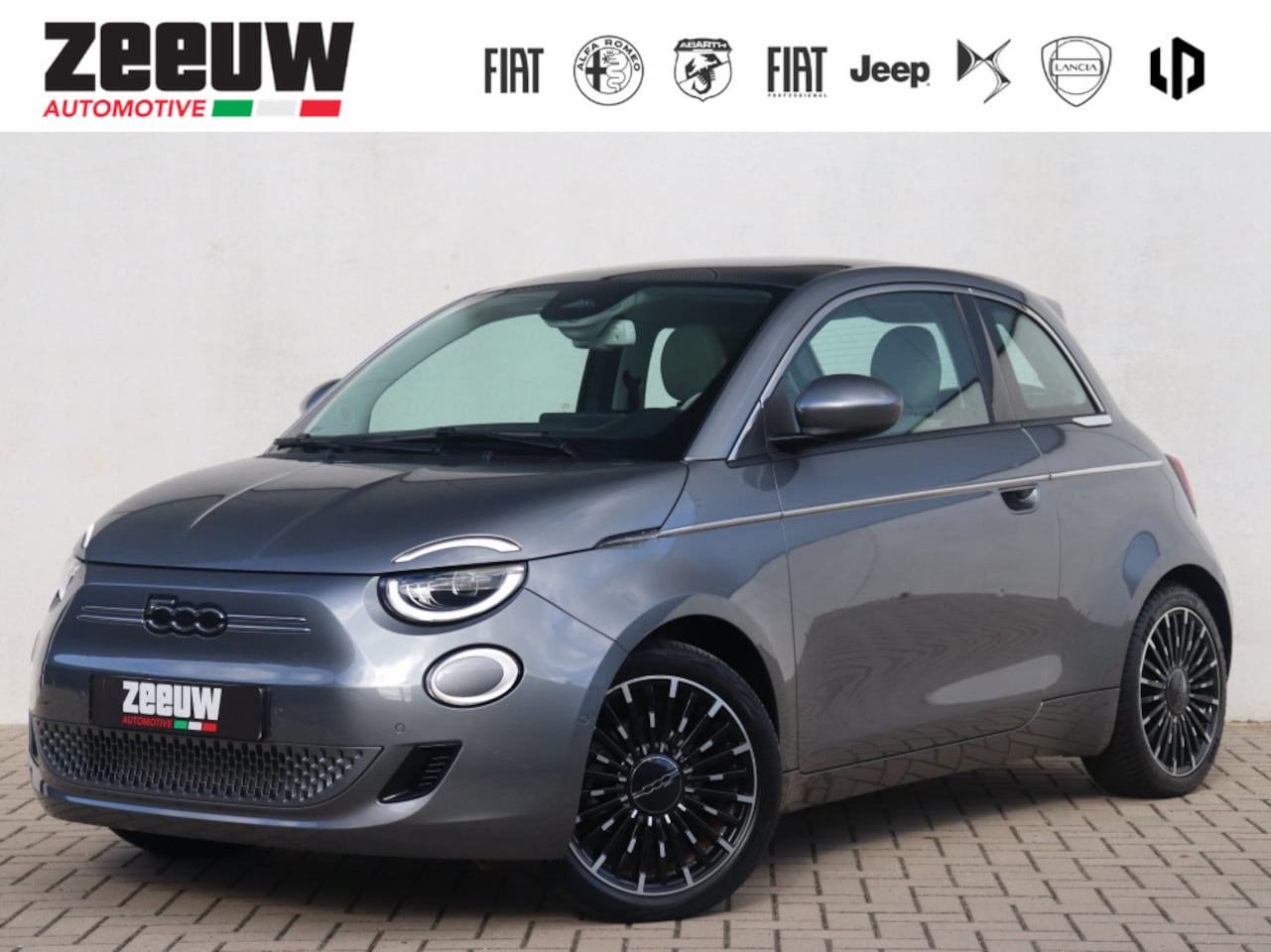 Fiat 500e - La Prima 42 kWh | Pano | Navi | Camera | Carplay | 18" - AutoWereld.nl