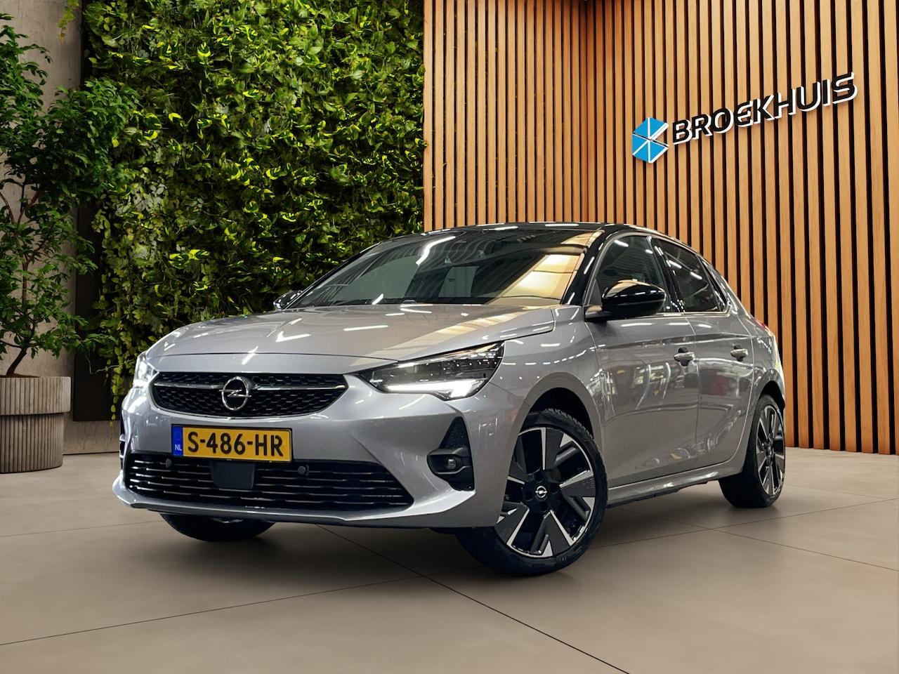 Opel Corsa-e - Ultimate 50KWh Nav | Half leder | Massage Stoelen| Cruise Control | 95% SOH | Stoelverw| - AutoWereld.nl
