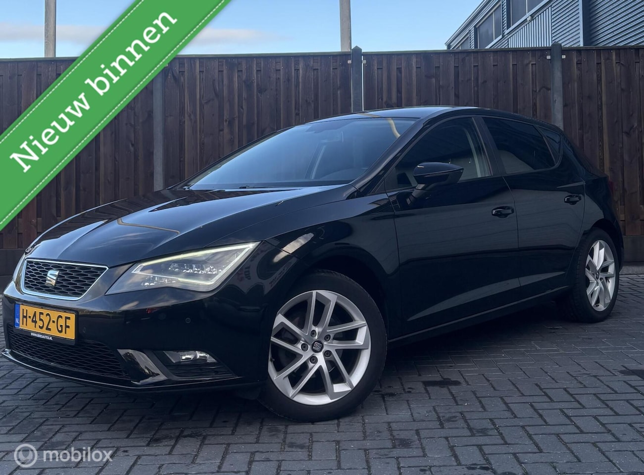 SEAT Leon - 1.2 TSI Style/LMV/BLUETOOTH/PDC/NAVI/CRUISE/CLIMA/ - AutoWereld.nl
