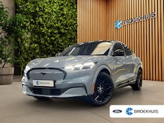 Ford Mustang Mach-E - Extended Premium RWD 88 kWh | UNIEK | Hoogglans zwarte delen | Pano | B&O | Blue Cruise mo