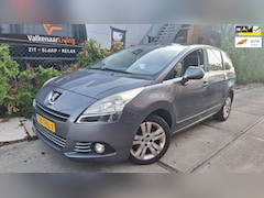 Peugeot 5008 - 1.6 THP Family 7p