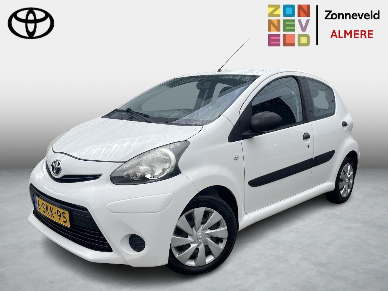 Toyota Aygo - 1.0 VVT-i Now 1.0 VVT-i Now - AutoWereld.nl