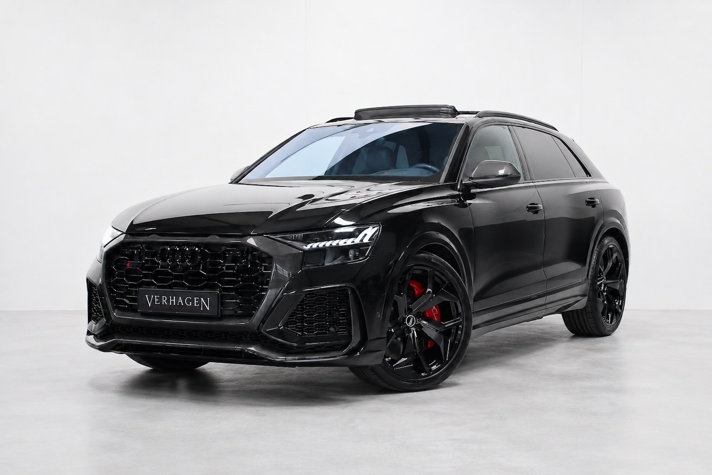 Audi RSQ8 - 4.0 TFSI Quattro 600pk Carbon B&O Keramisch Pano Massage Standkachel - AutoWereld.nl