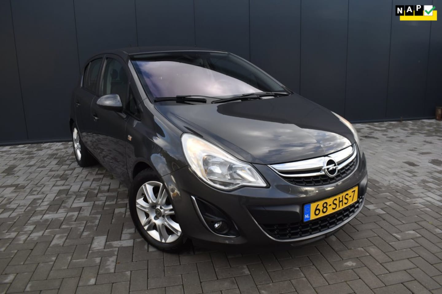 Opel Corsa - 1.2-16V Cosmo |CIIMA AIRCO|TREKHAAK|HALF LEDER|5D| - AutoWereld.nl