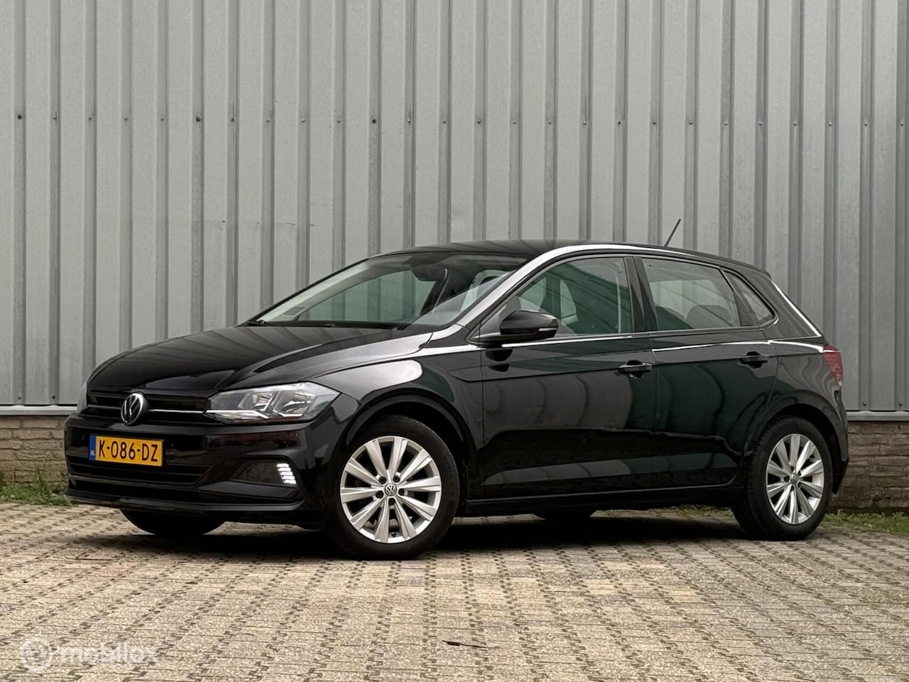 Volkswagen Polo - 1.0 TSI AUT. | CarPlay | ECC | Stoelverw. - AutoWereld.nl