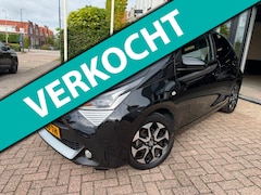 Toyota Aygo - 1.0 VVT-i x-joy|Navi|Camera|Dealer Onderhouden|15" LM Velgen