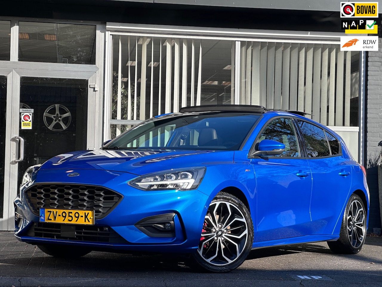 Ford Focus - 1.0 EcoBoost ST Line Business B&O / ACC / PANO / LANE / ORG NL - AutoWereld.nl
