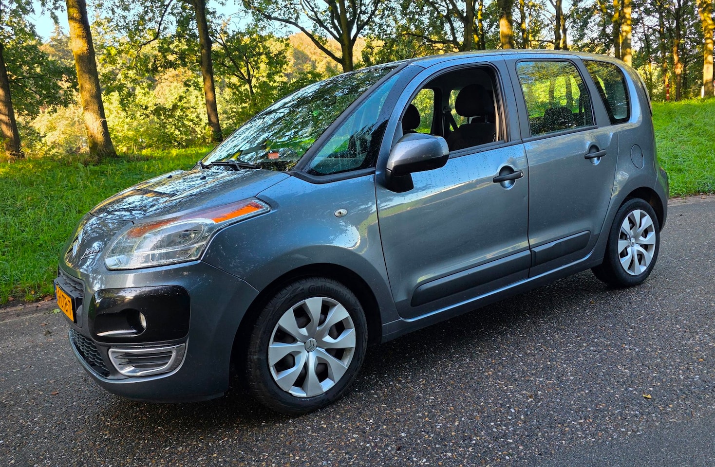Citroën C3 Picasso - 1.4 VTi - APK T/M 20-10-2027 - Airco - - AutoWereld.nl