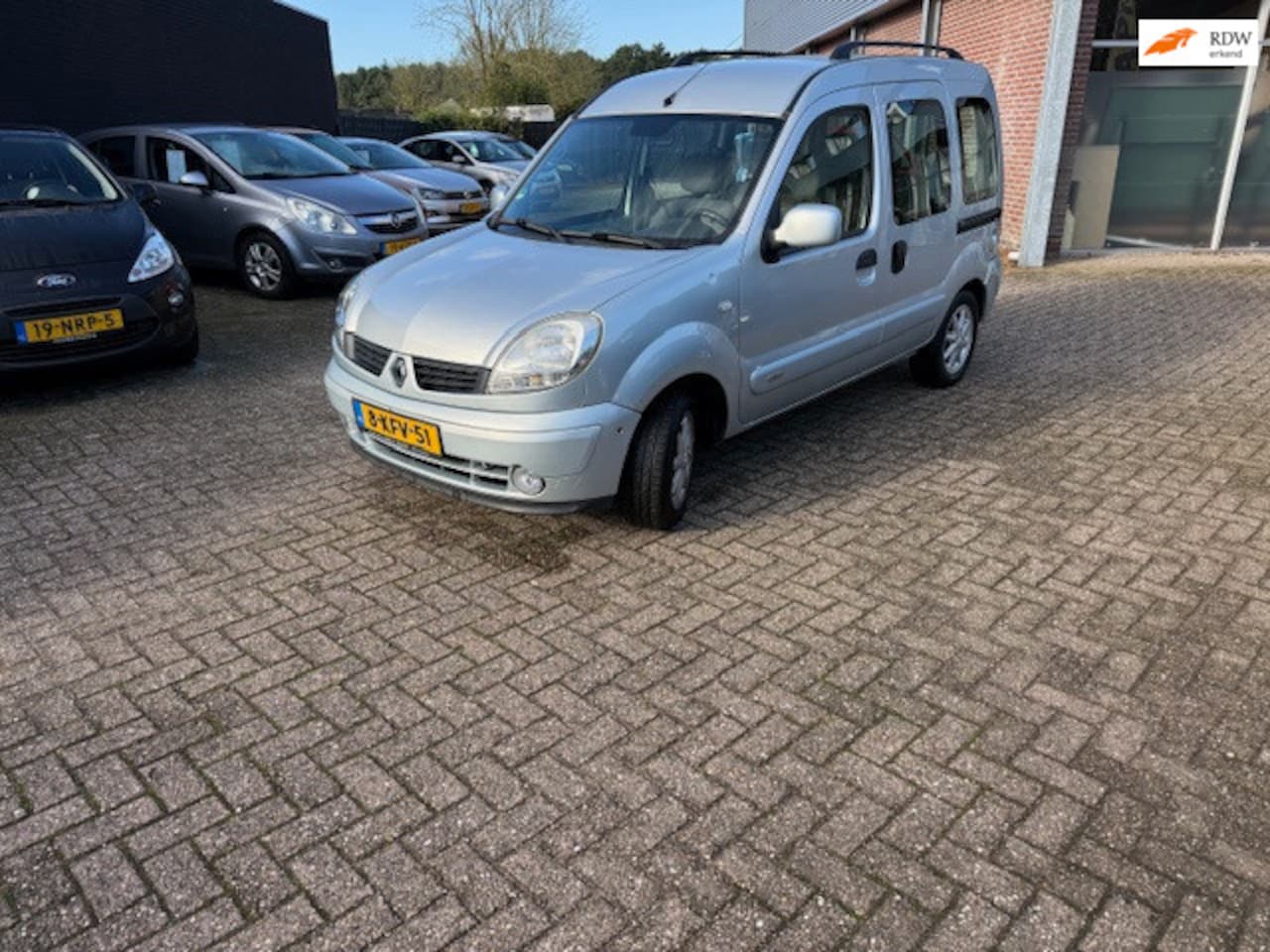 Renault Kangoo - 1.6-16V Privilège automaat - AutoWereld.nl