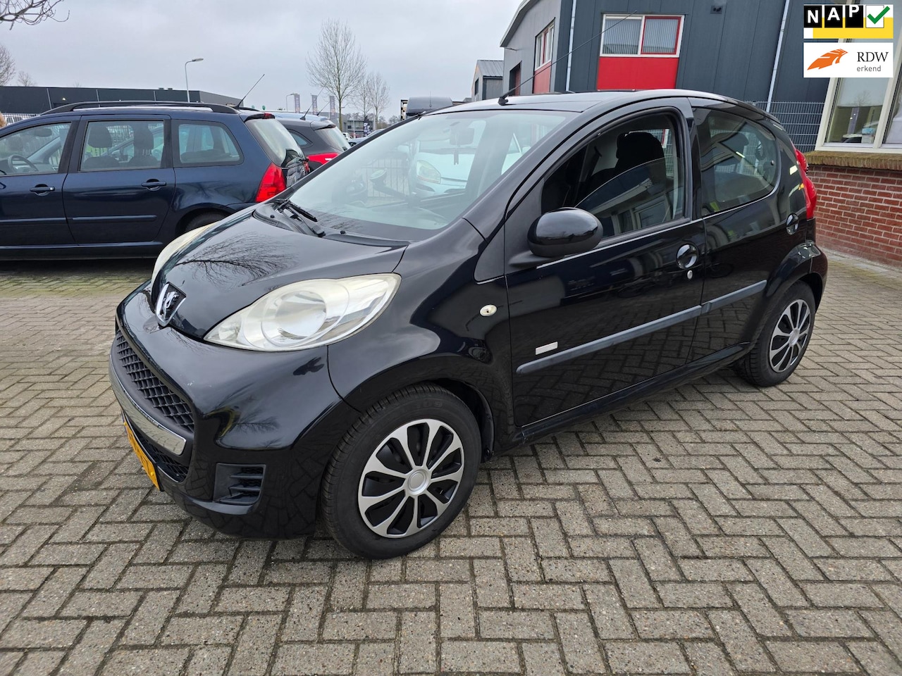 Peugeot 107 - 1.0-12V Millesim 200 1.0-12V Millesim 200 - AutoWereld.nl