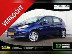 Ford Fiesta - 1.0 Style Trekhaak Navigatie Airco Elektrische Ramen