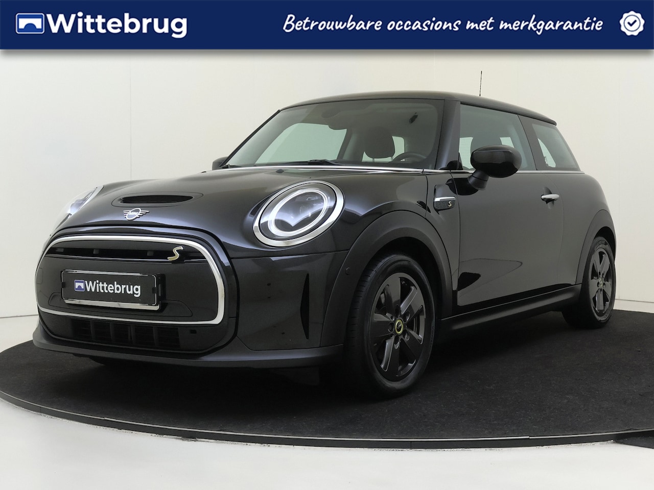 MINI Electric - MINI Yours 33 kWh | Stoelverwarming | Parkeerhulp voor en achter | Carplay | Navigatie | - AutoWereld.nl