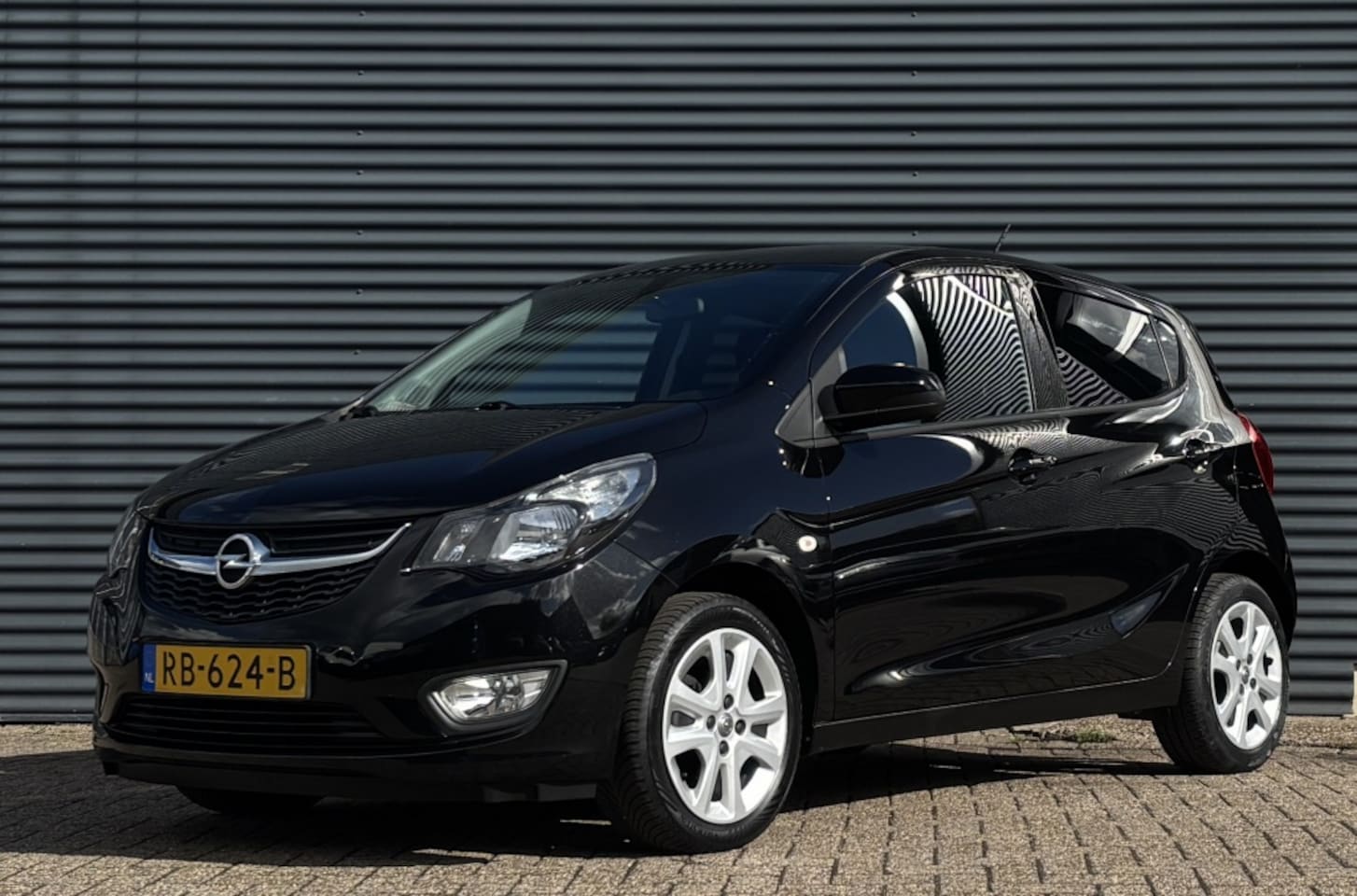 Opel Karl - 1.0 ecoFLEX Cosmo 1.0 ecoFLEX 75pk Cosmo - AutoWereld.nl