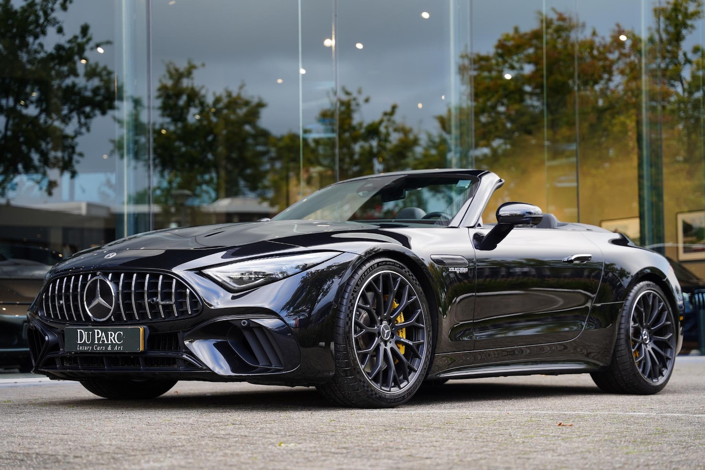 Mercedes-Benz SL-klasse Cabrio - SL 63 4-Matic + AMG NL-Auto / Burmester / Carbon / Lift - AutoWereld.nl