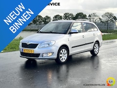 Skoda Fabia Combi - 1.2 TSI Style Airco, cruise, carplay, trekhaak