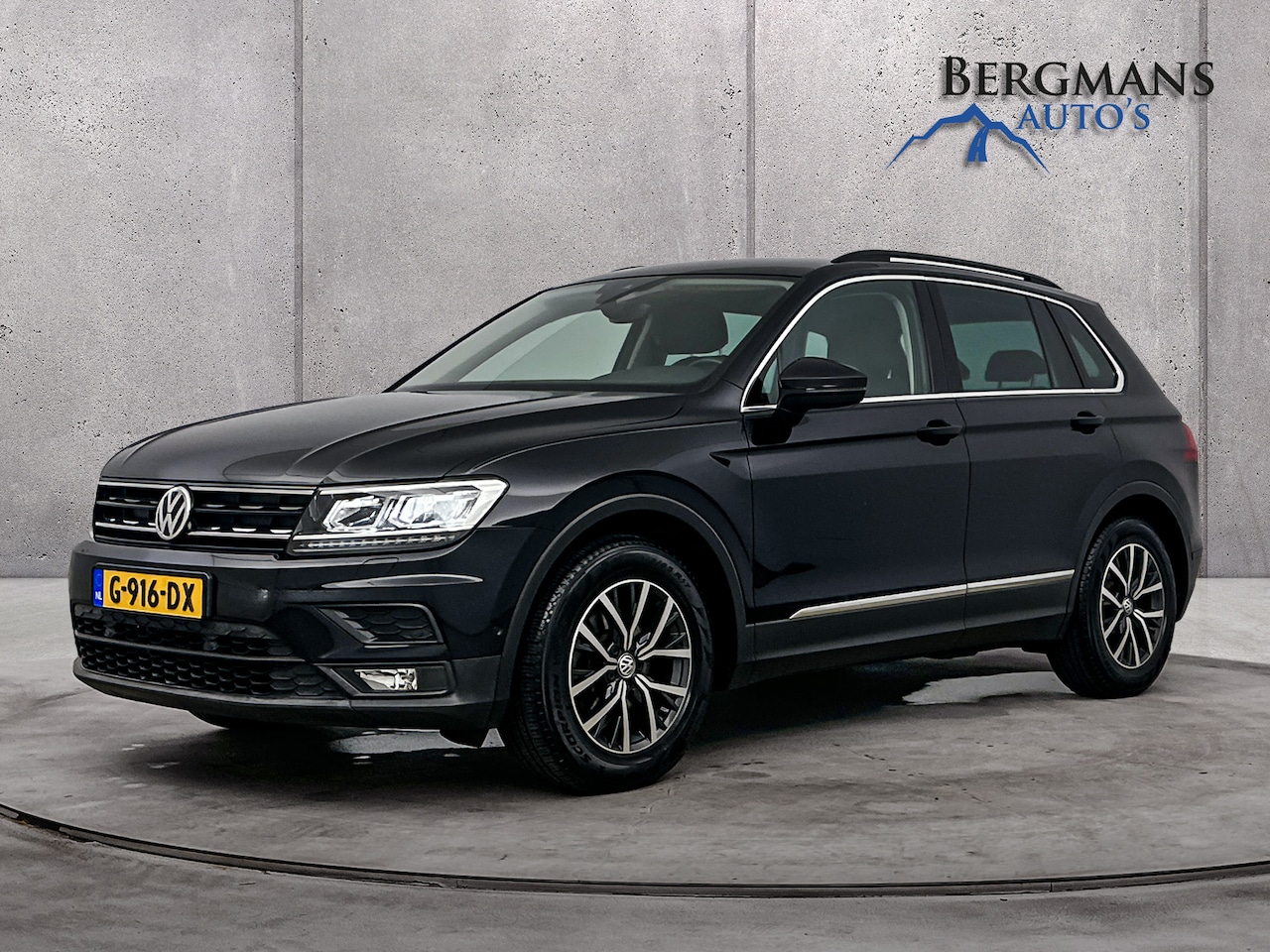 Volkswagen Tiguan - 1.5 TSI ACT Highline // TREKHAAK // LED // STOELVERWARMING - AutoWereld.nl