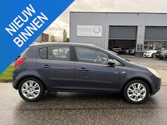 Opel Corsa - 1.4-16V Cosmo nieuwe APK